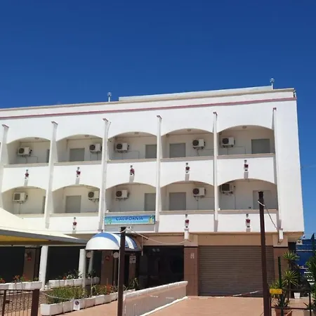 California Hotel