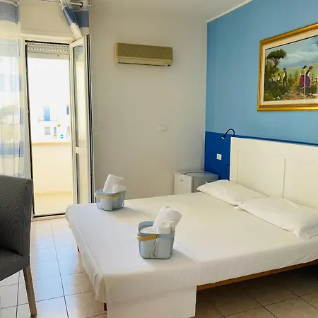 California Hotel Lesina